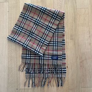 Burberry Vintage Check Scarf Lambswool Plaid Scarf